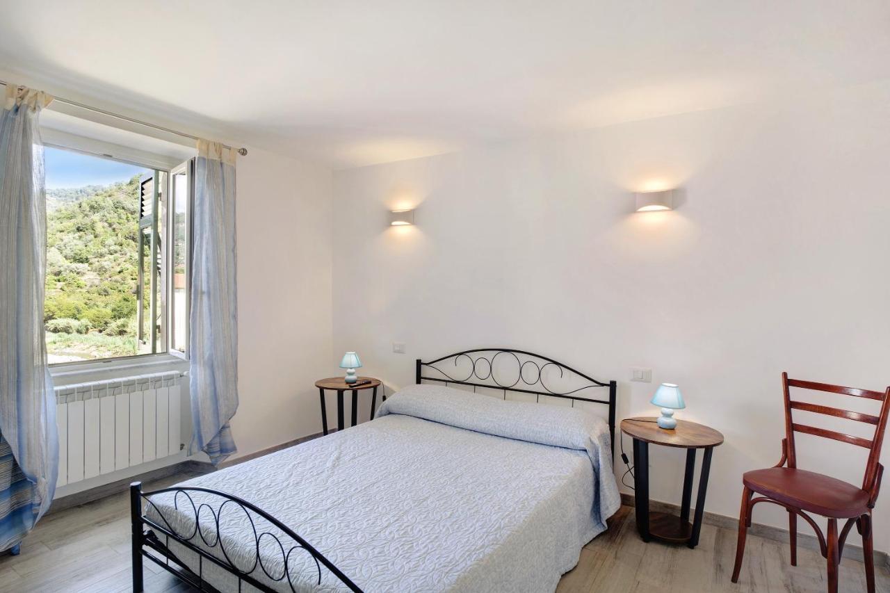 G House Dolceacqua Apartment Bagian luar foto