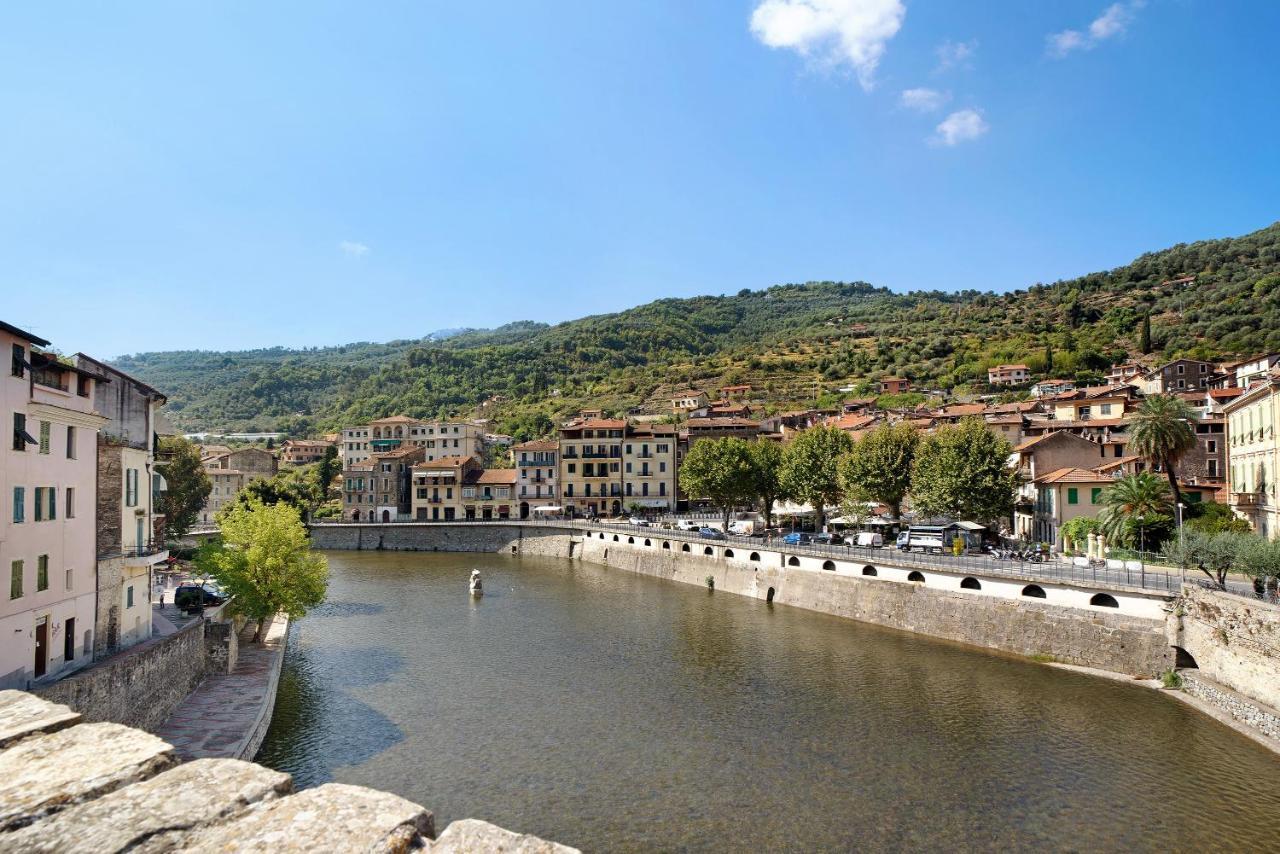 G House Dolceacqua Apartment Bagian luar foto