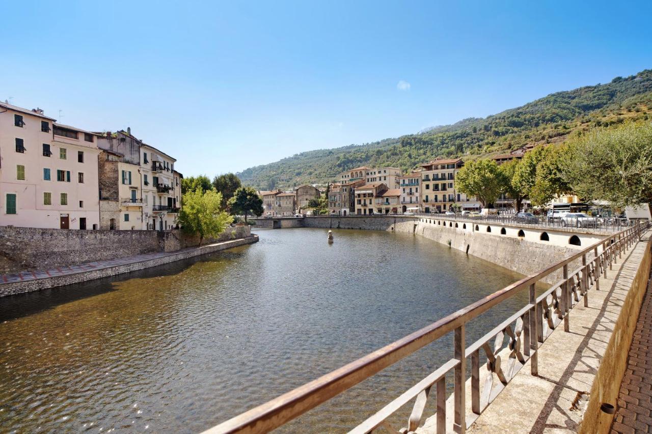 G House Dolceacqua Apartment Bagian luar foto